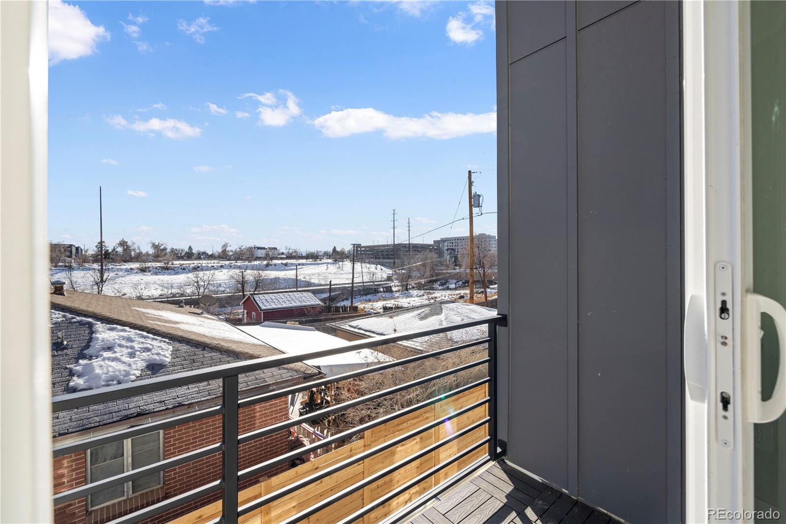 1269 Yates Street Unit: 3