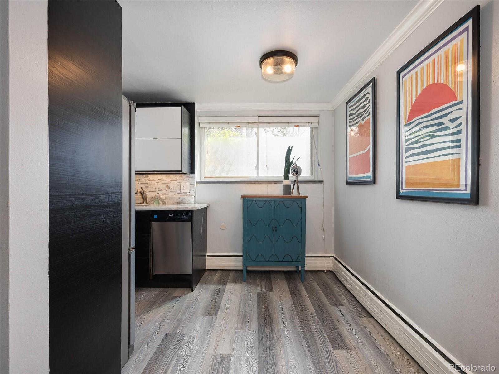1201 Race Street Unit: 2