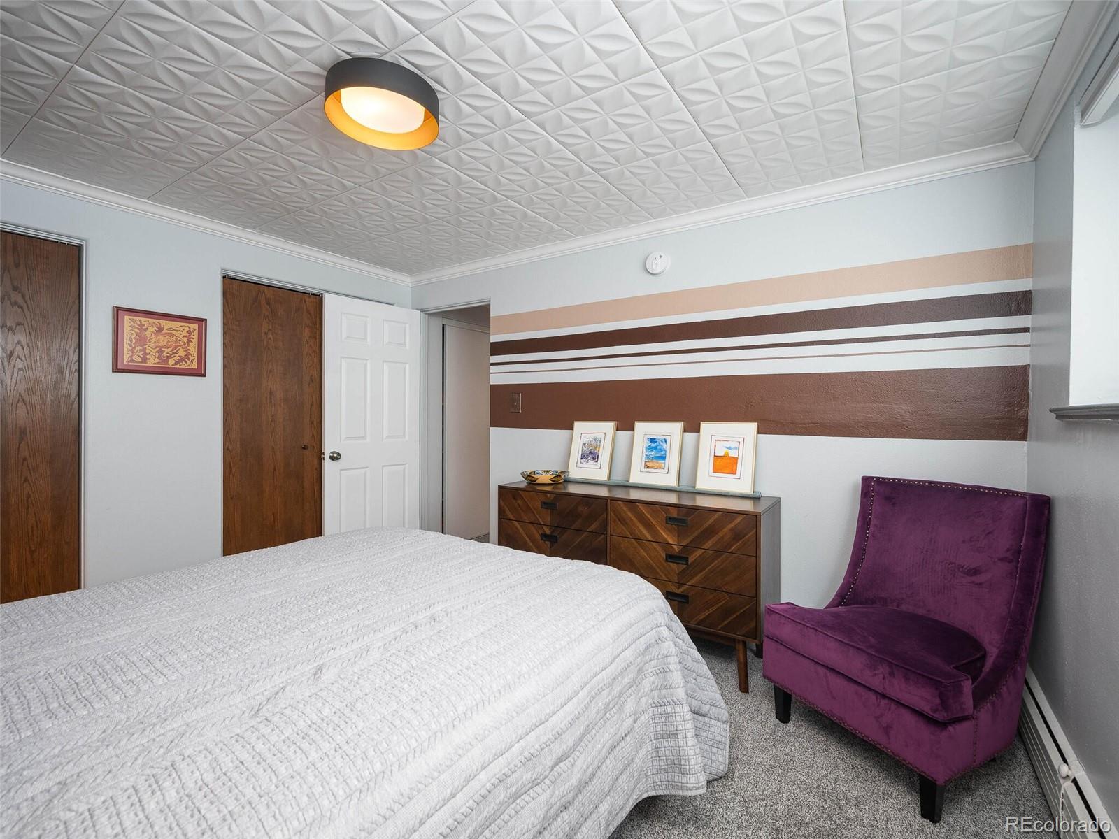 1201 Race Street Unit: 2