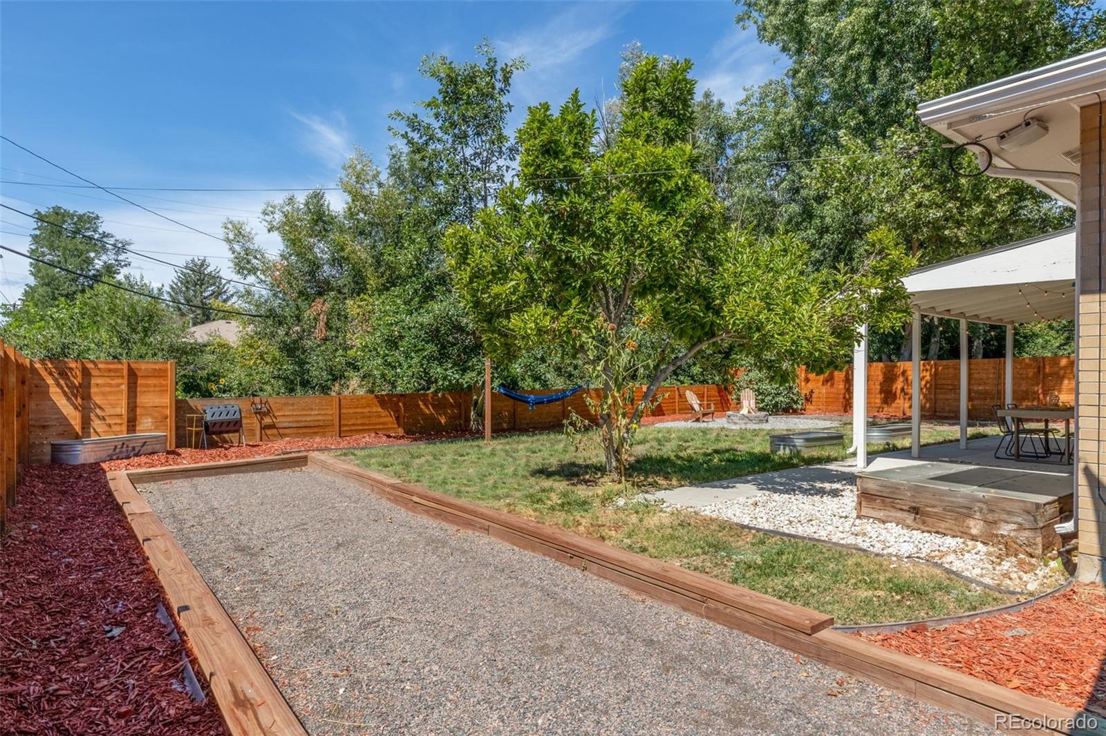 6360 Iris Way