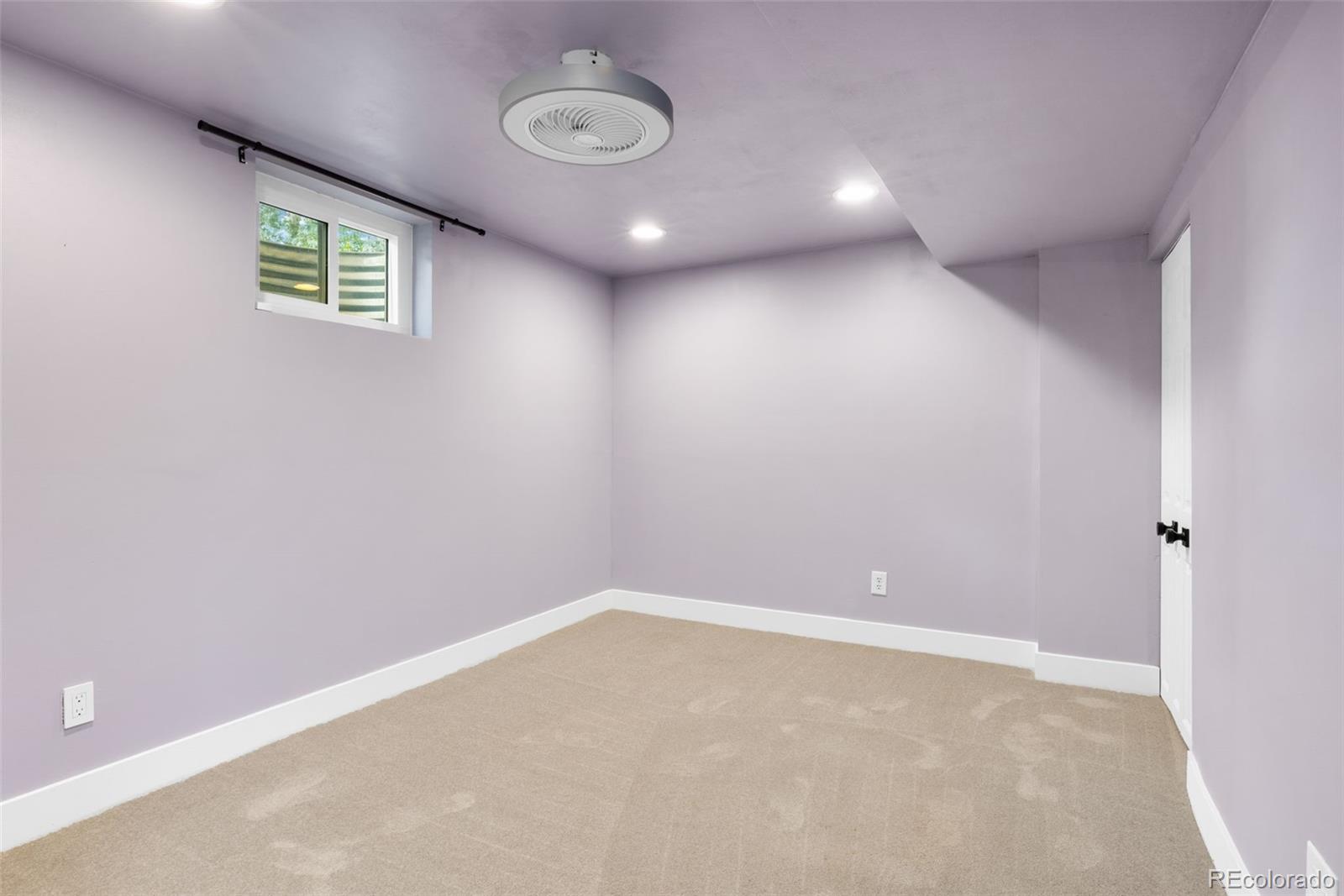 6360 Iris Way