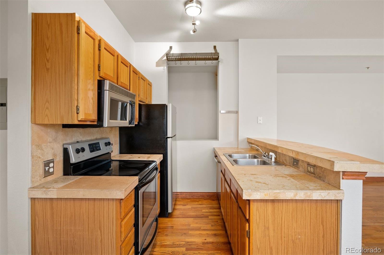 3249 W Fairview Place Unit: 117