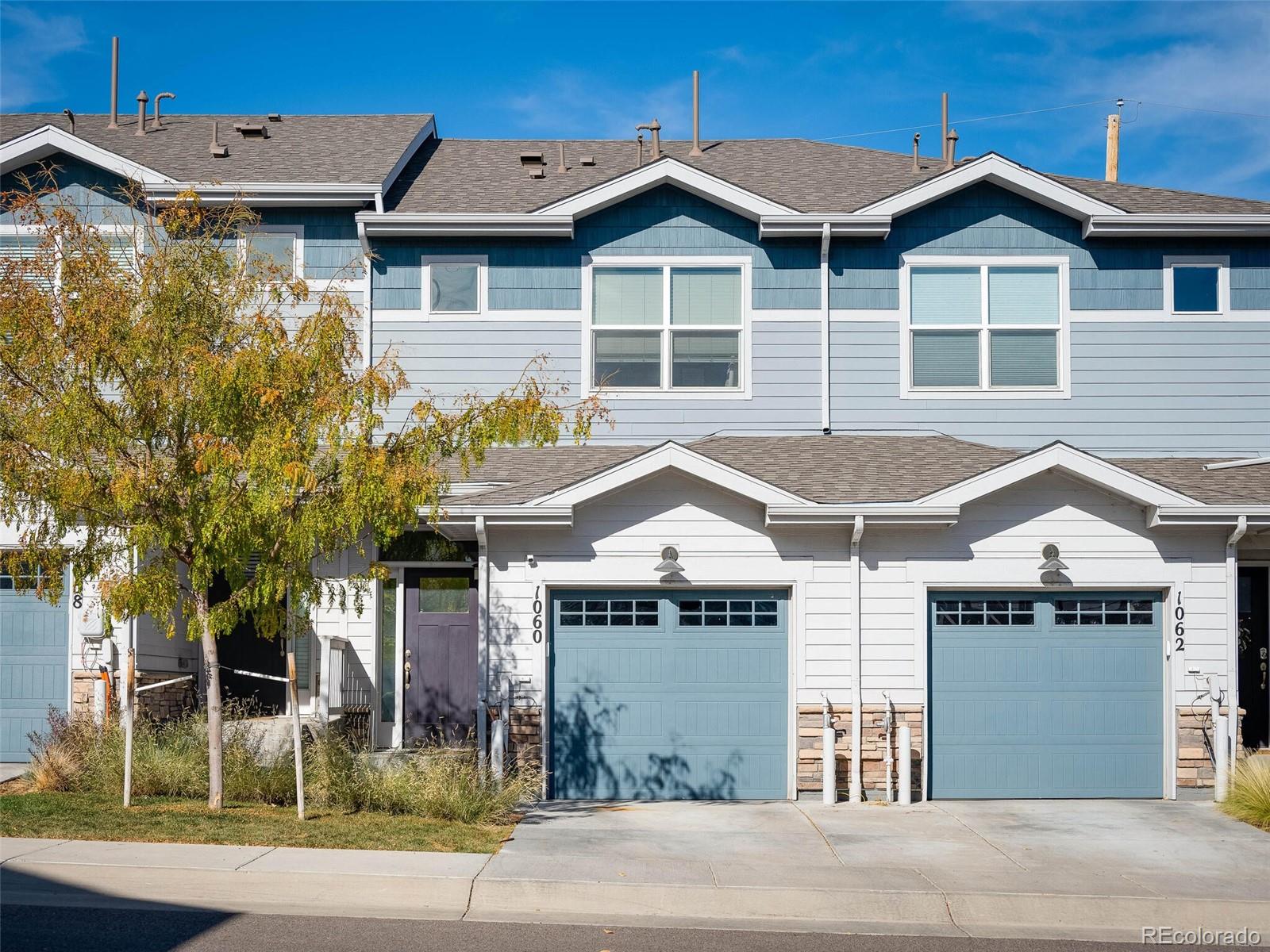 1060 Oak Circle