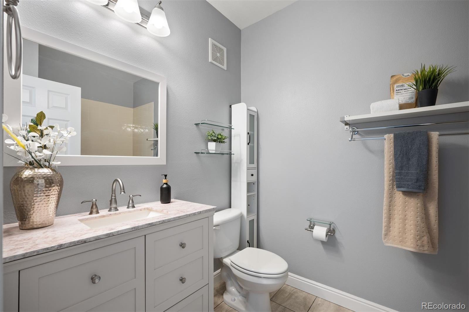 2819 Syracuse Court Unit: 232