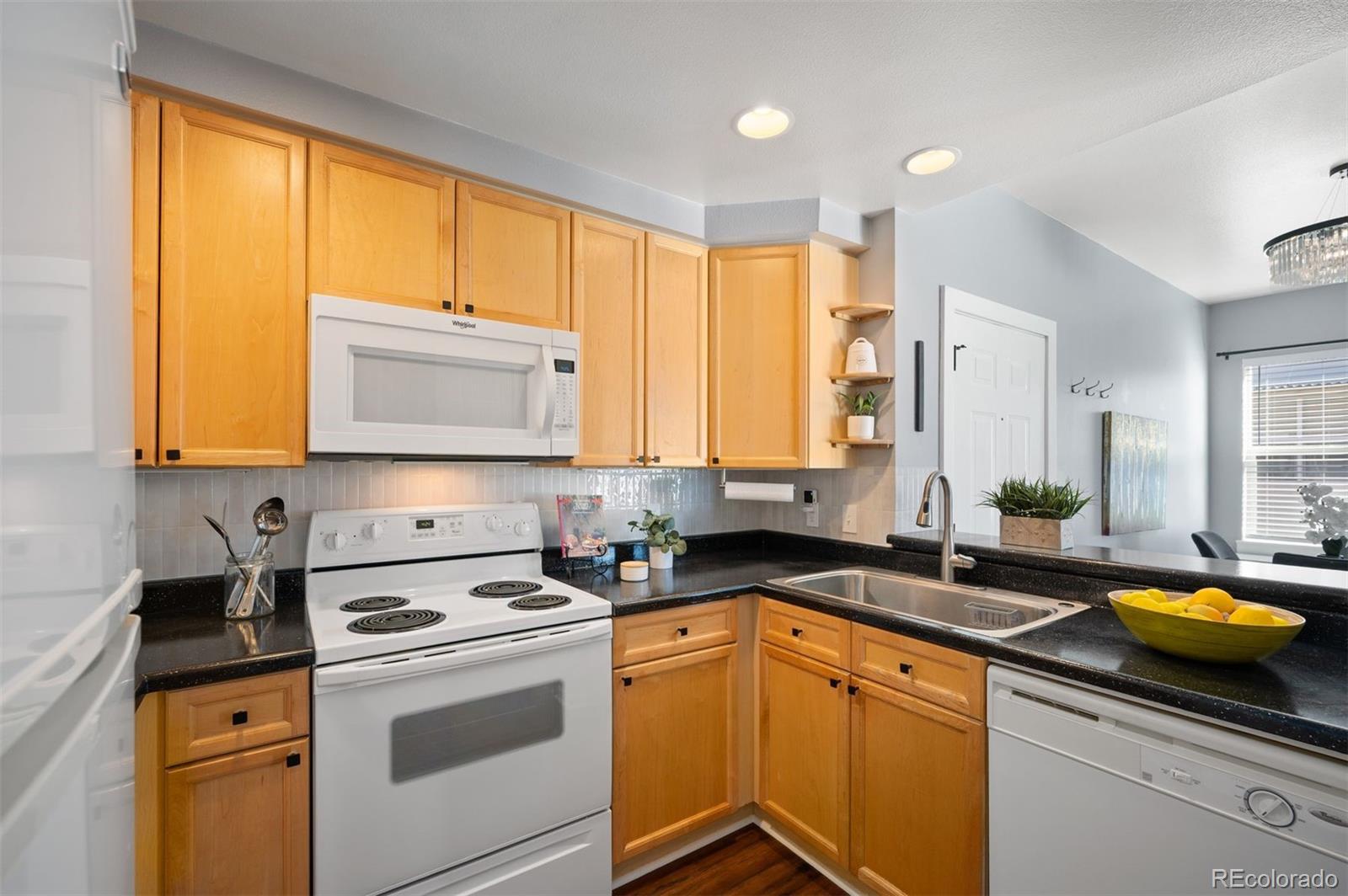 2819 Syracuse Court Unit: 232