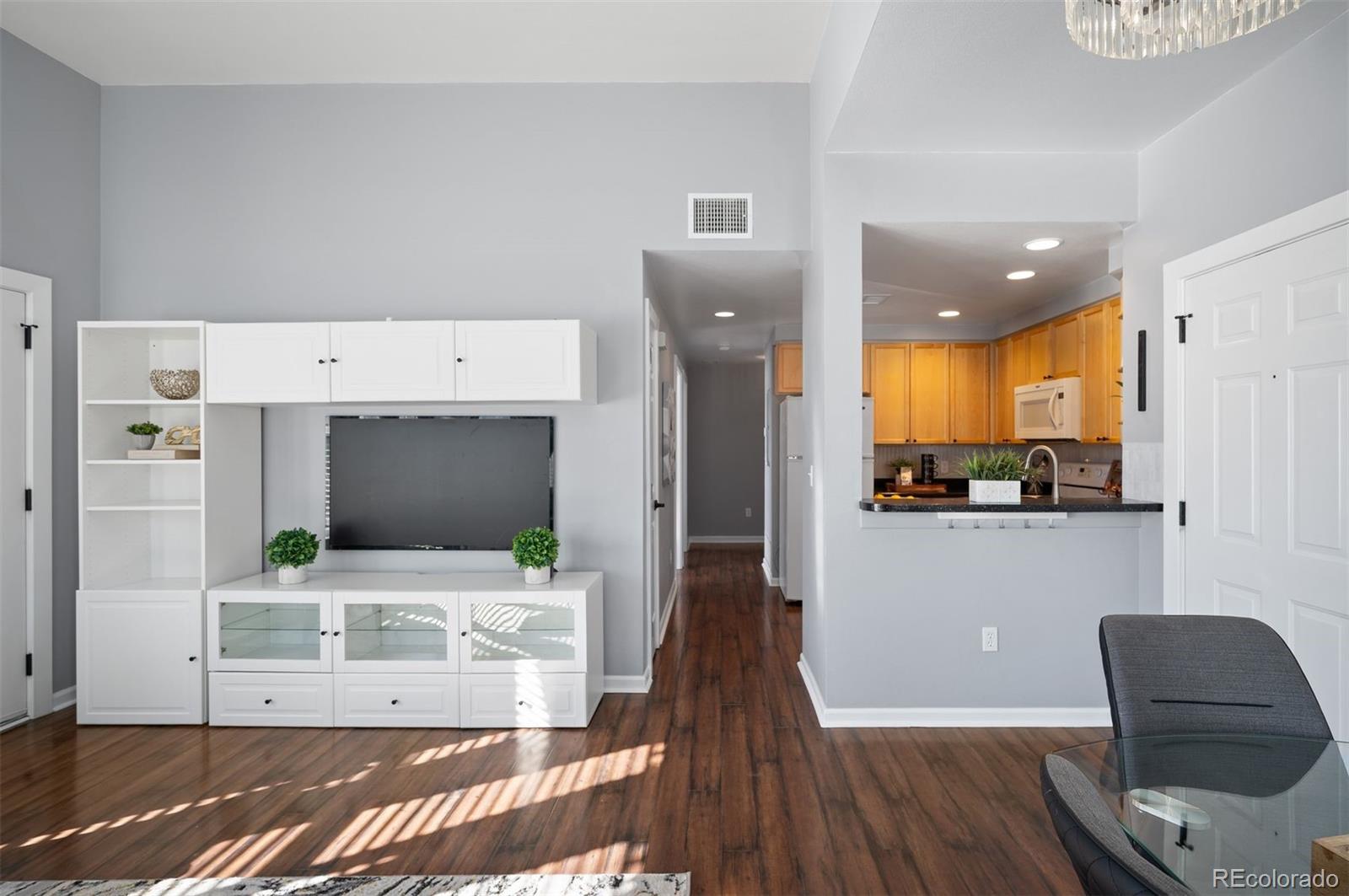 2819 Syracuse Court Unit: 232