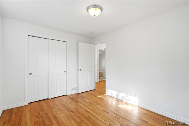 5520 E Thrill Place