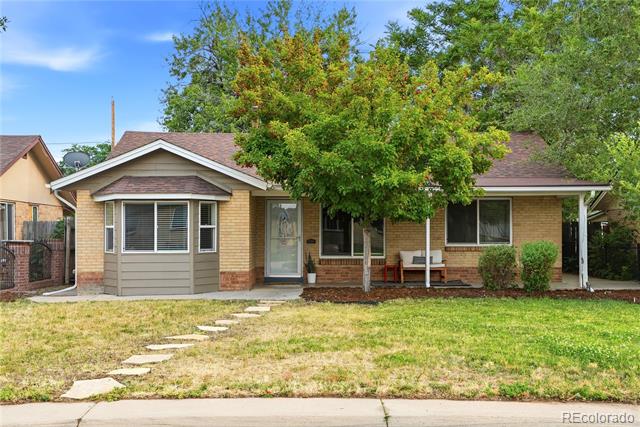 5520 E Thrill Place