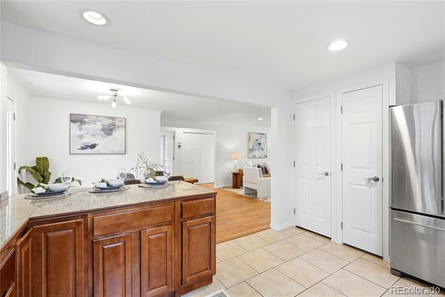 5520 E Thrill Place