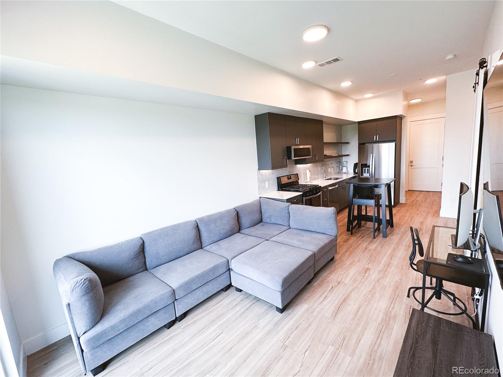 2876 W 53rd Avenue Unit: 322