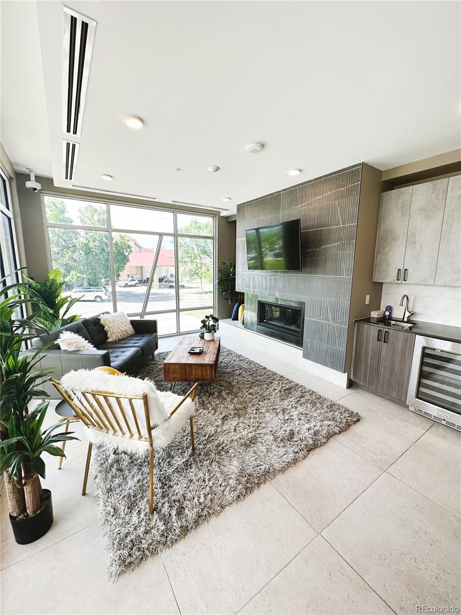 2876 W 53rd Avenue Unit: 322