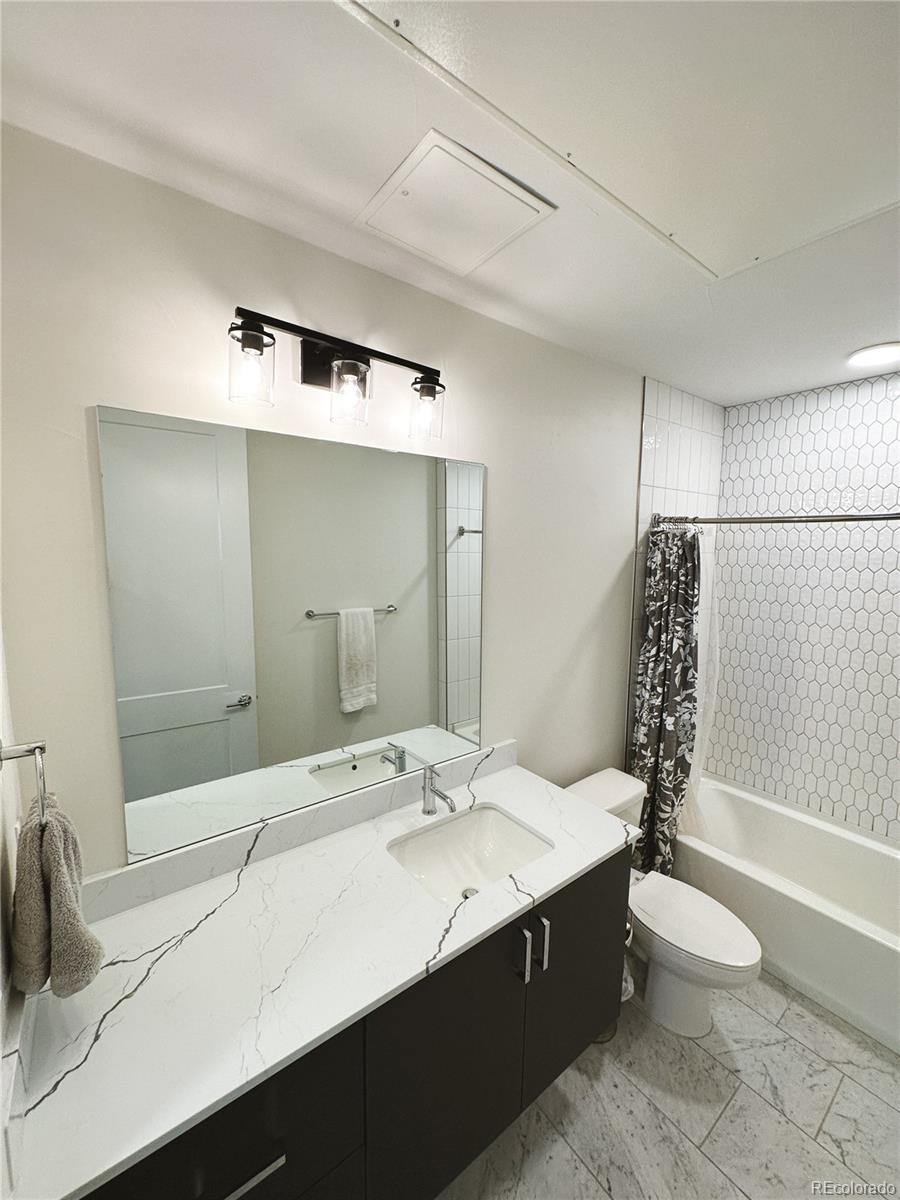 2876 W 53rd Avenue Unit: 322