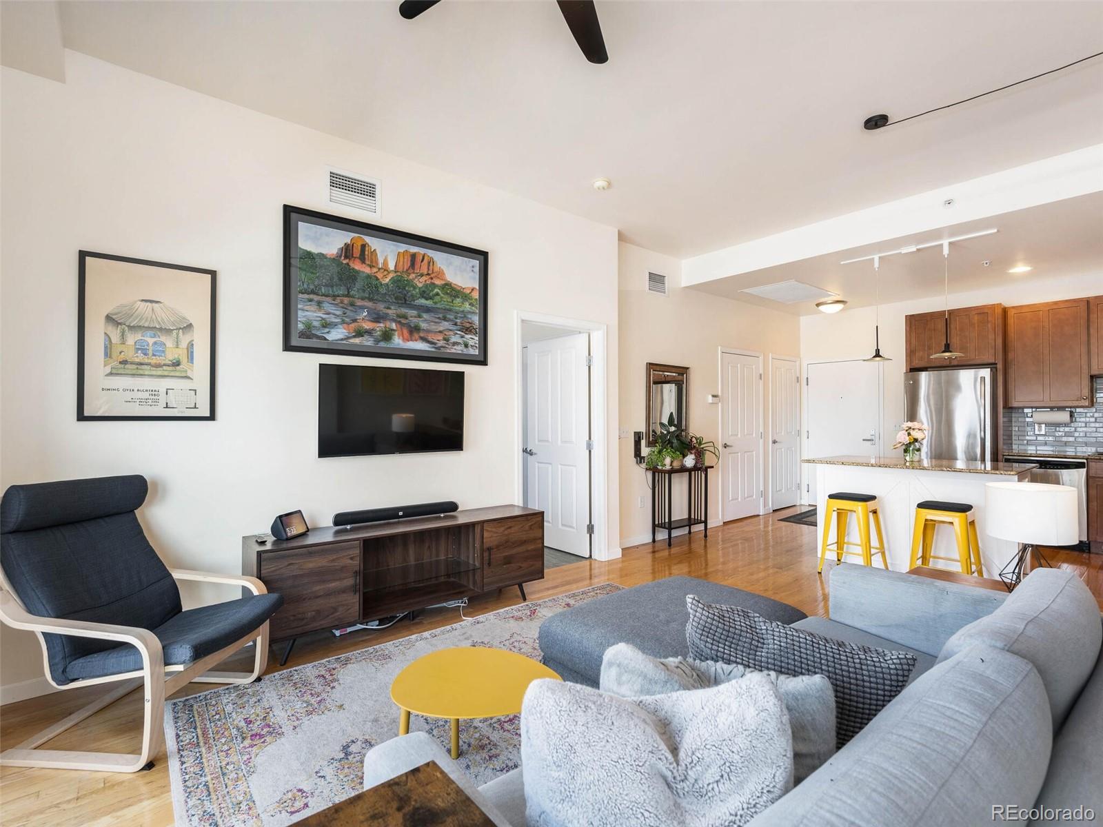 1950 N Logan Street Unit: 910