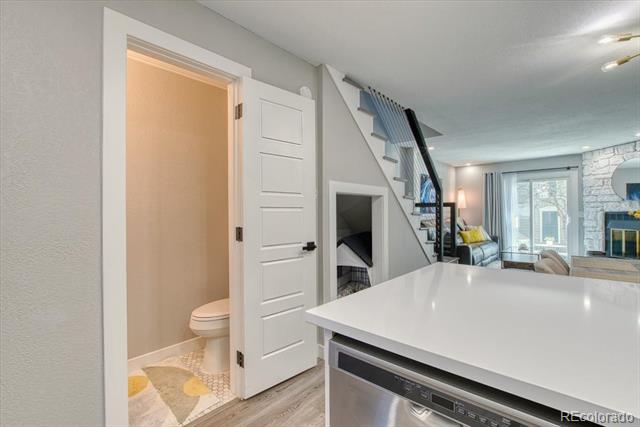 1811 S Quebec Way Unit: 103