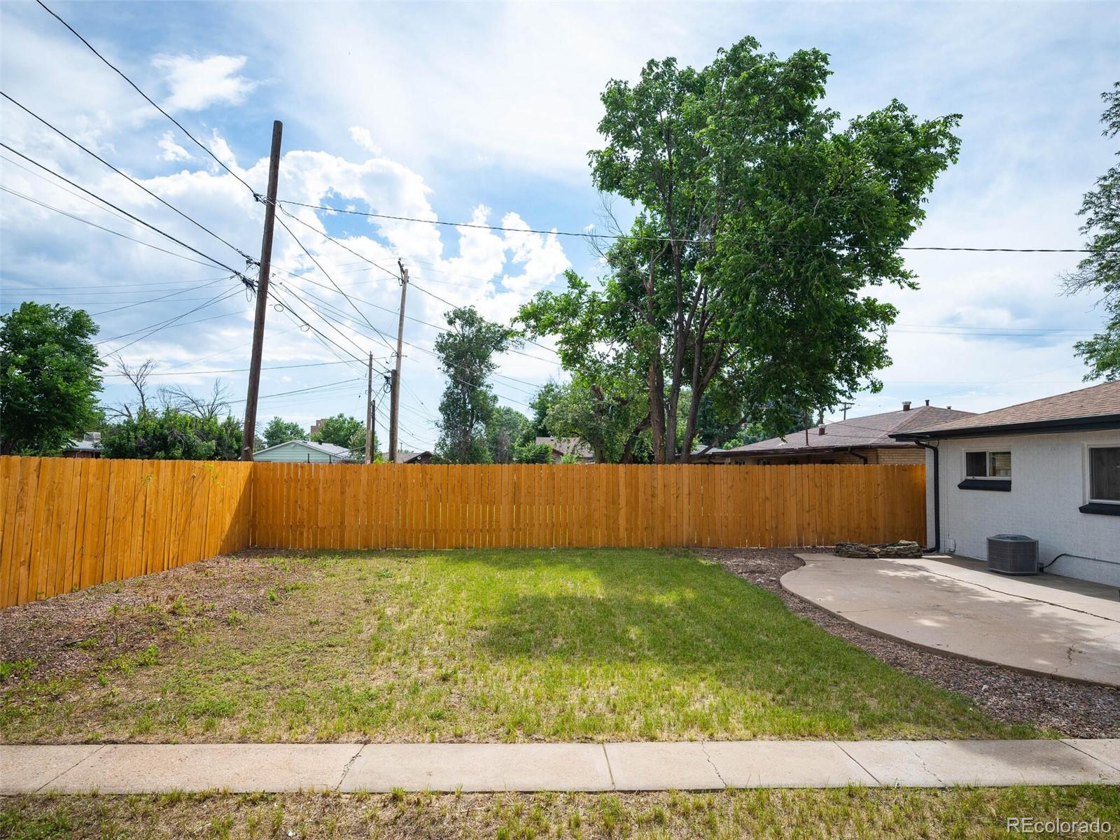 3215 W Louisiana Avenue