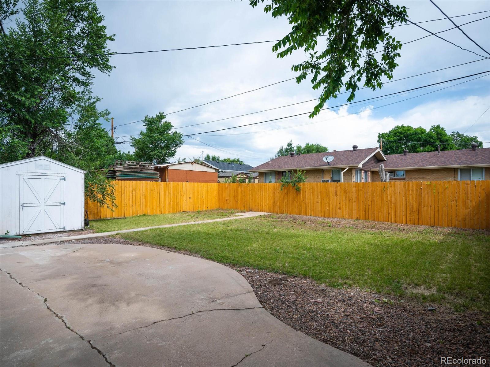 3215 W Louisiana Avenue