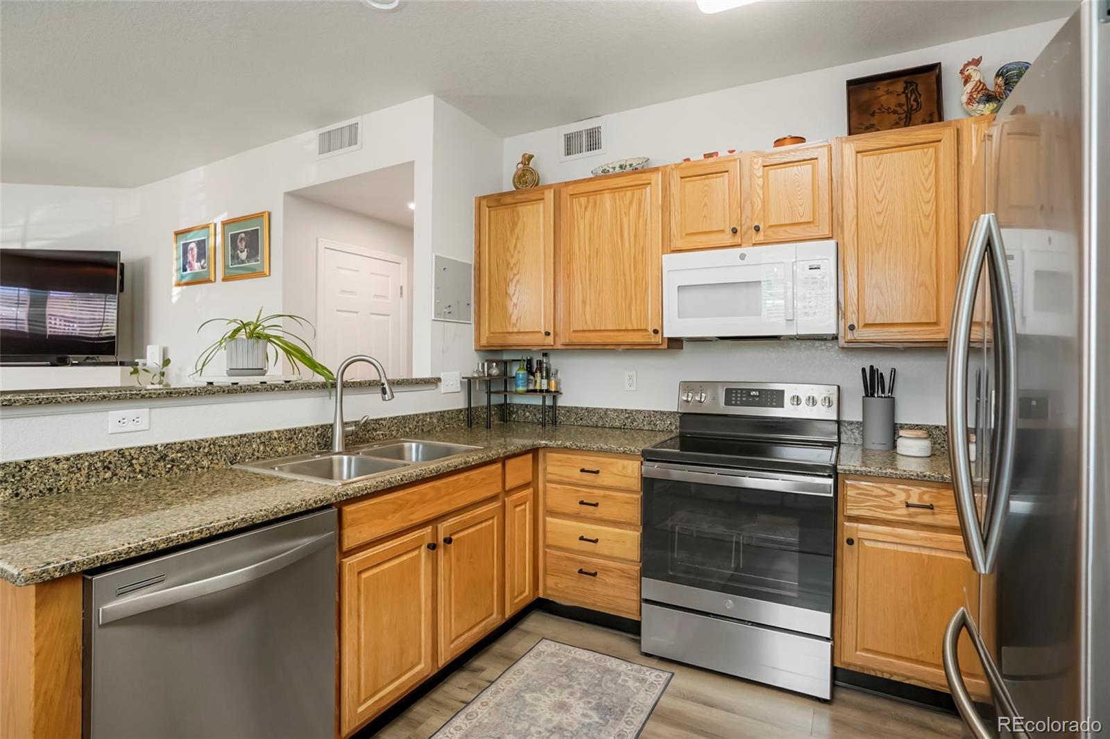 9306 Amison Circle Unit: 103