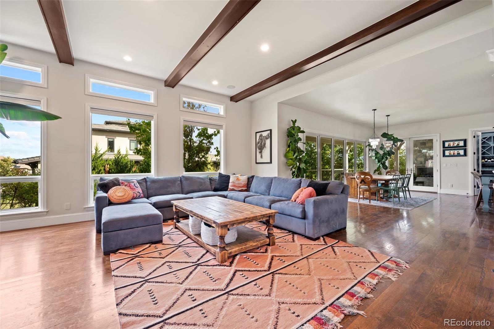 2126 S Juniper Street