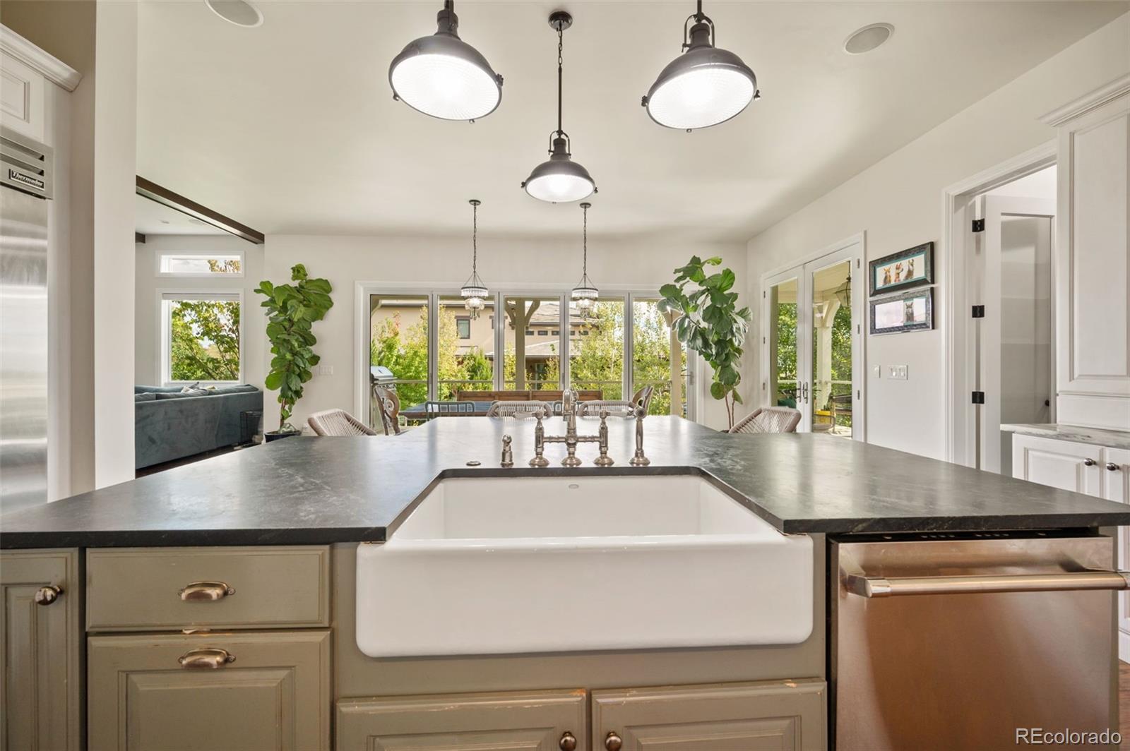 2126 S Juniper Street