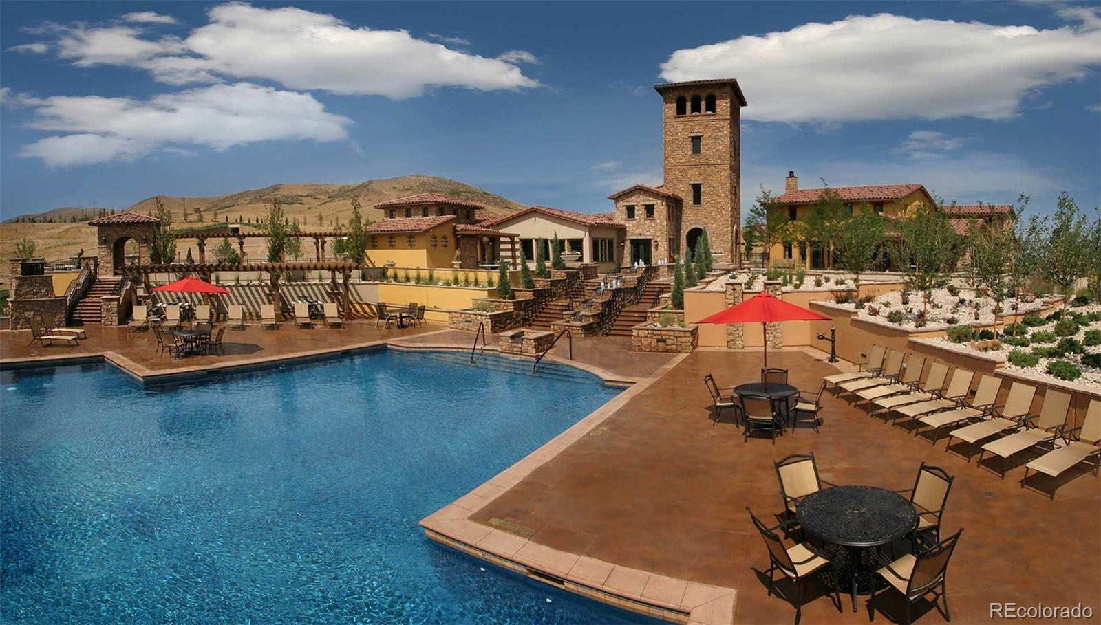 2126 S Juniper Street