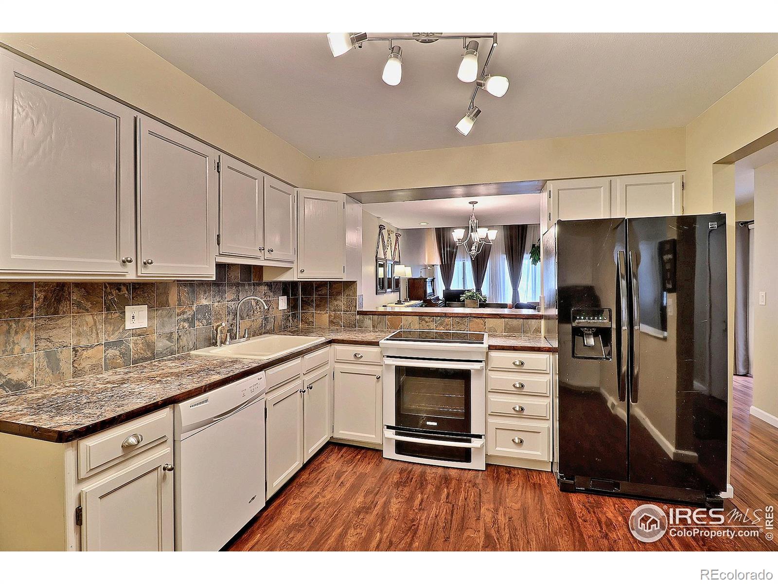 1975 28th Avenue Unit: 18