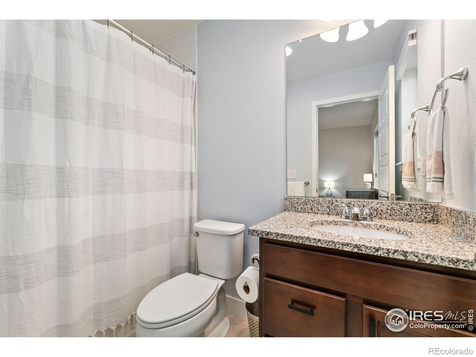 7808 W 43rd Place