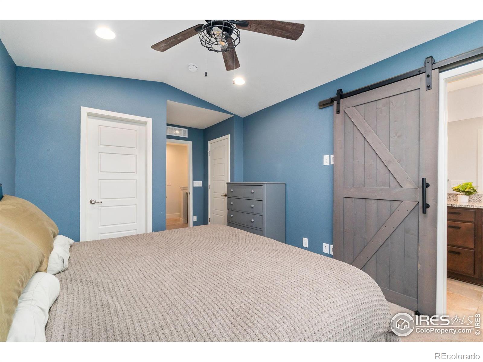 7808 W 43rd Place