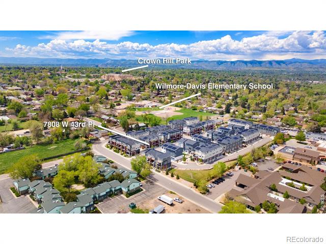 7808 W 43rd Place