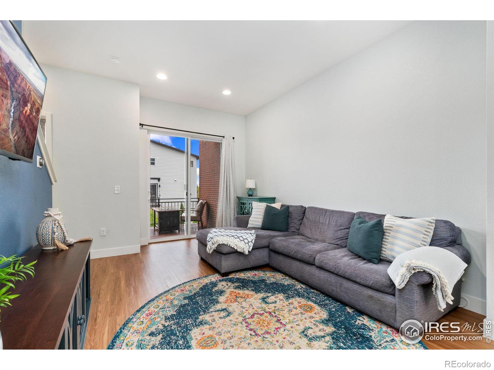 7808 W 43rd Place