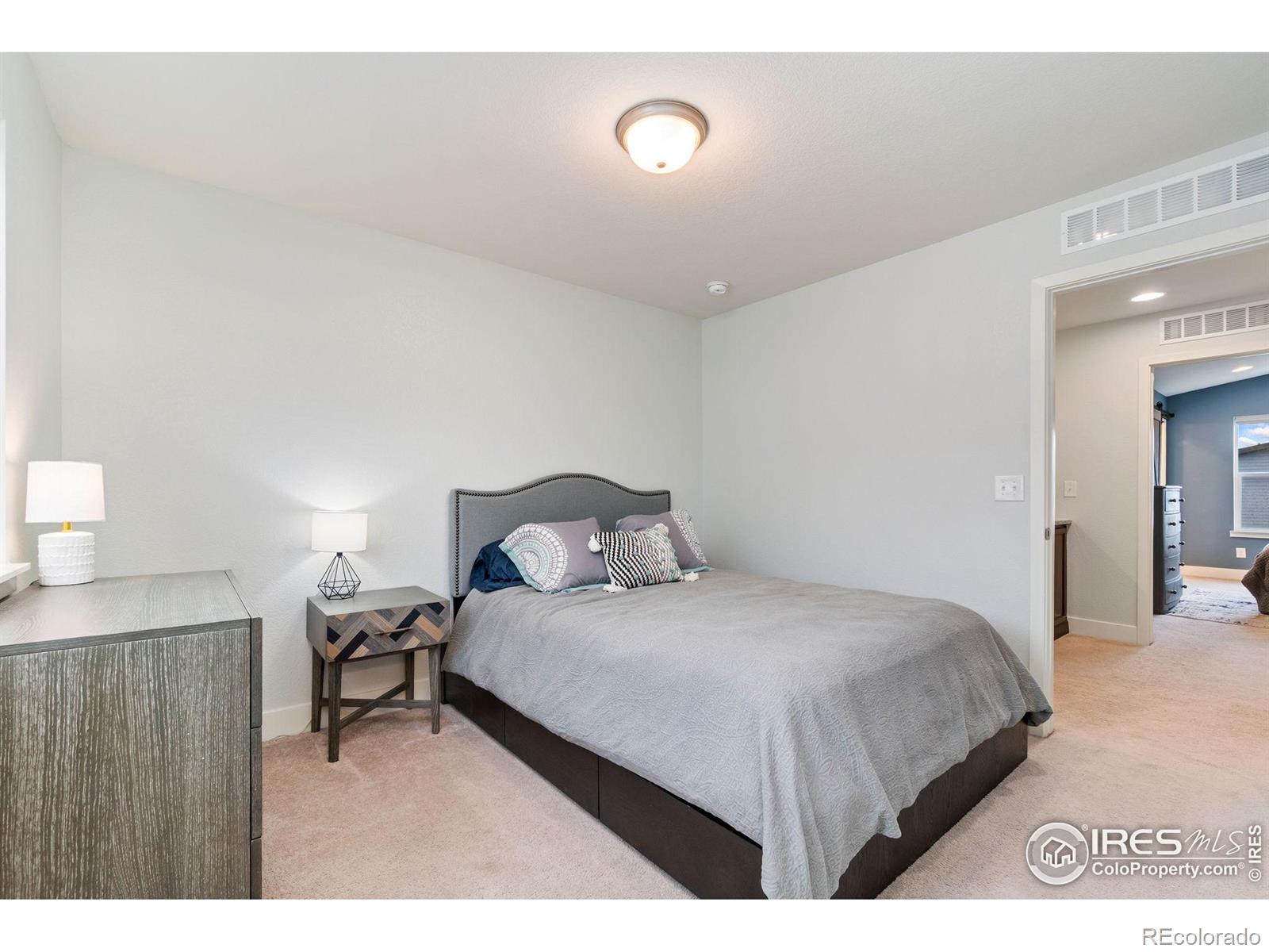 7808 W 43rd Place