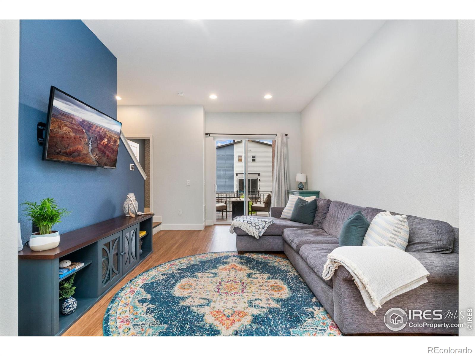 7808 W 43rd Place