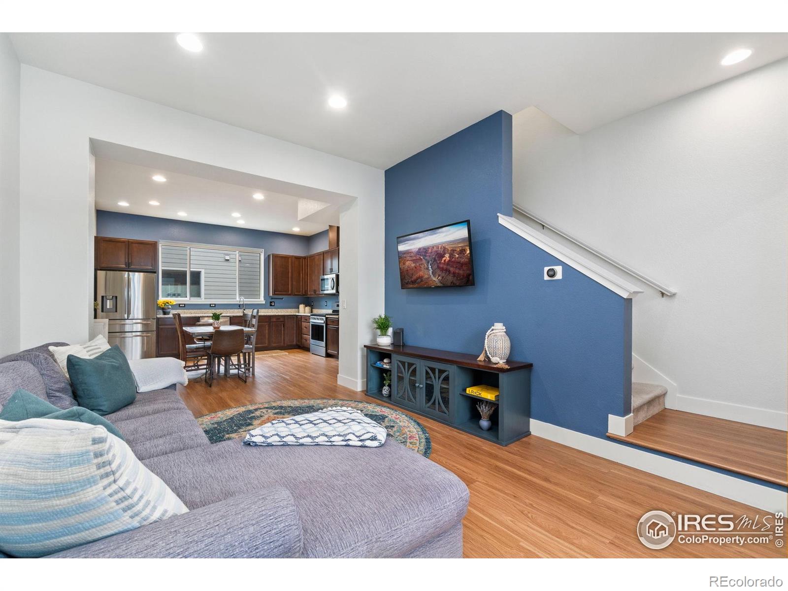 7808 W 43rd Place