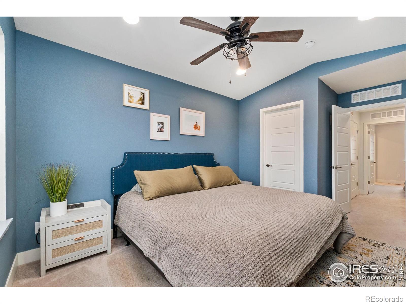 7808 W 43rd Place