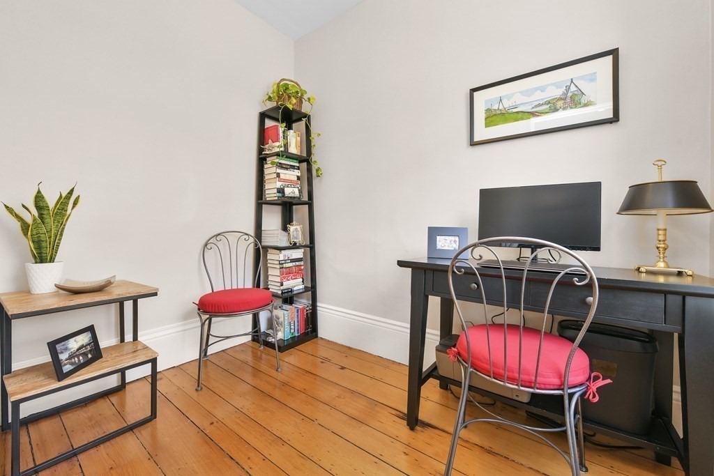 27 Walker Street Unit: 2