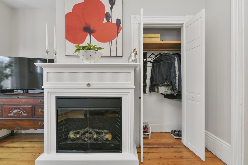 27 Walker Street Unit: 2