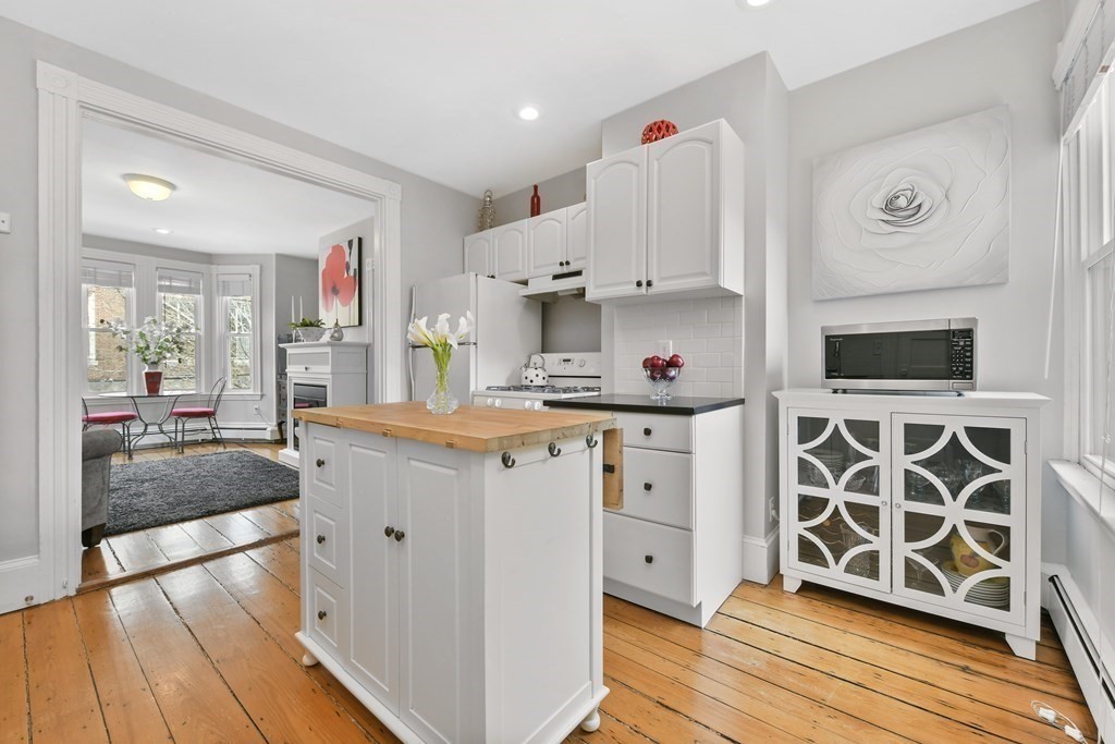 27 Walker Street Unit: 2
