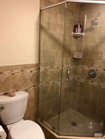 196 Endicott Unit: 4