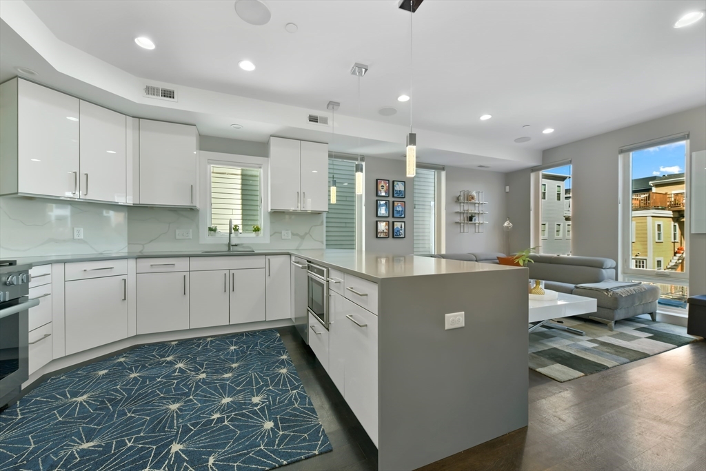 117 Bolton St