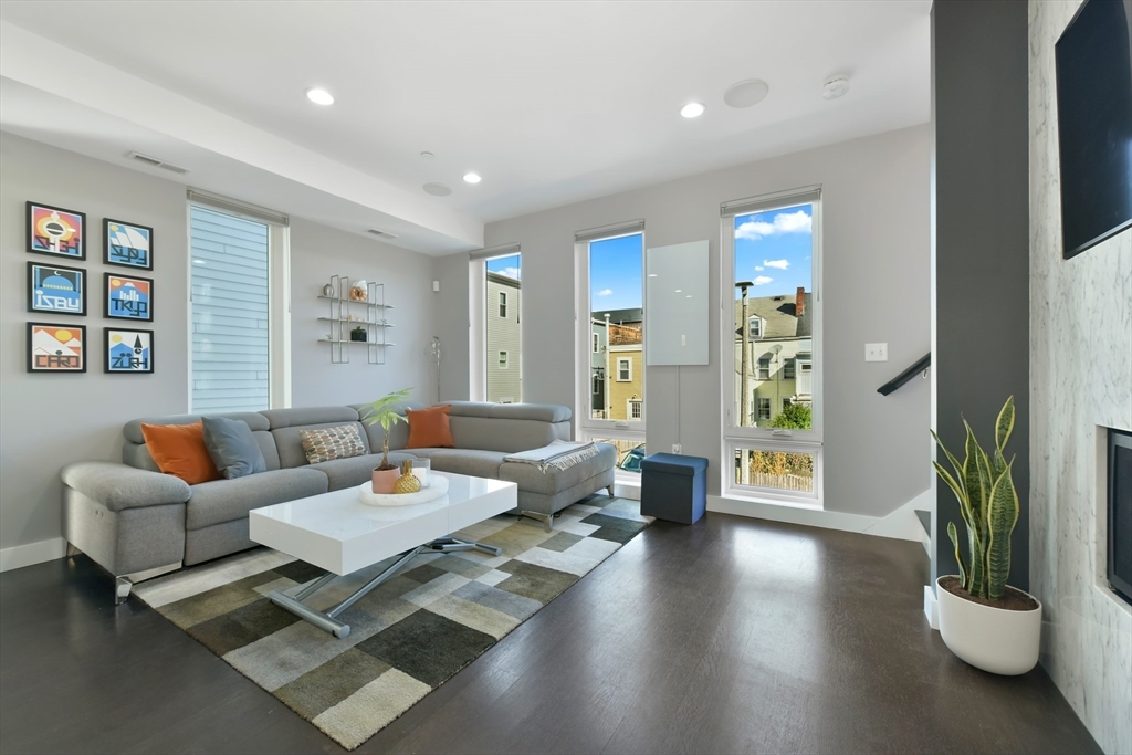 117 Bolton St