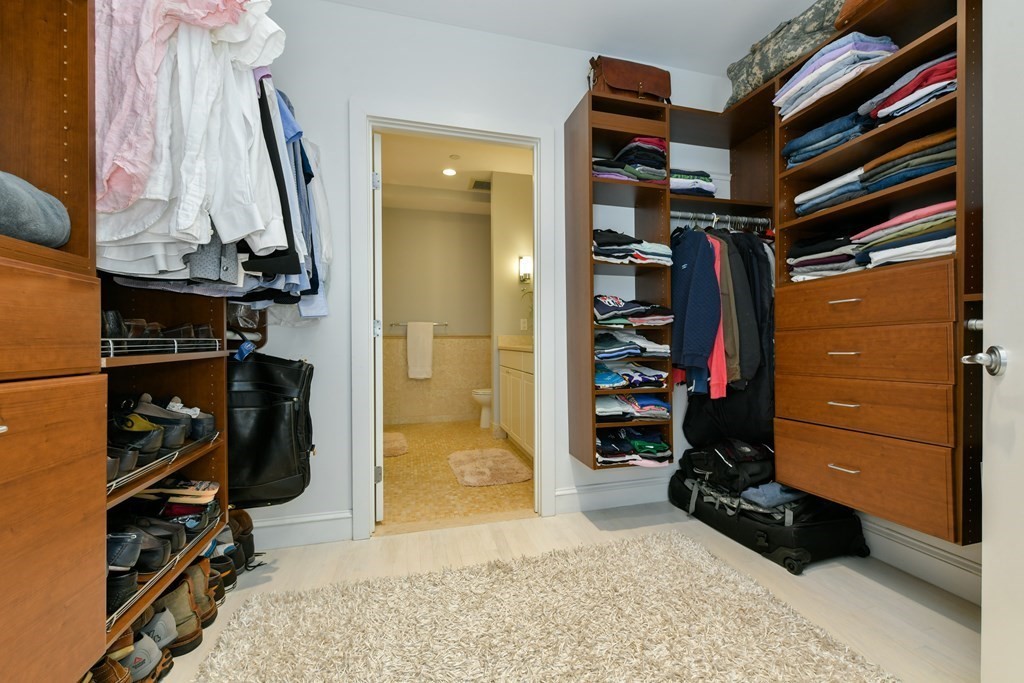 80 Broad Street # 1101 Unit: PH-1101