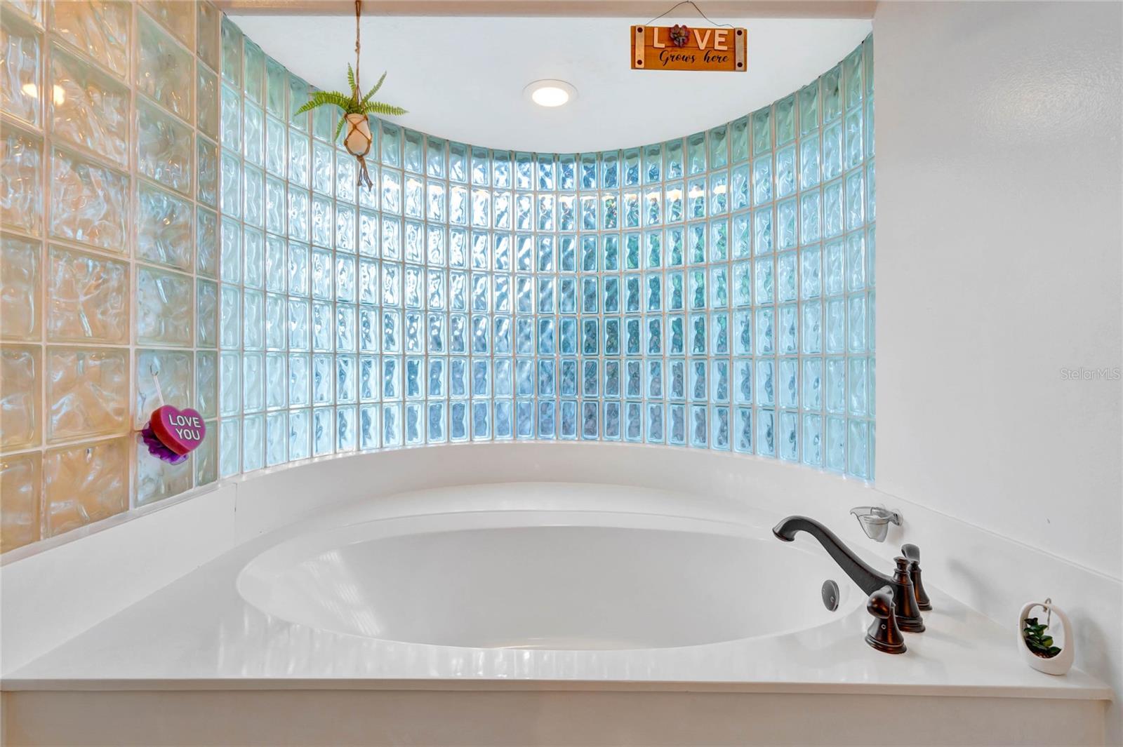 2506 JOHIO SHORES RD