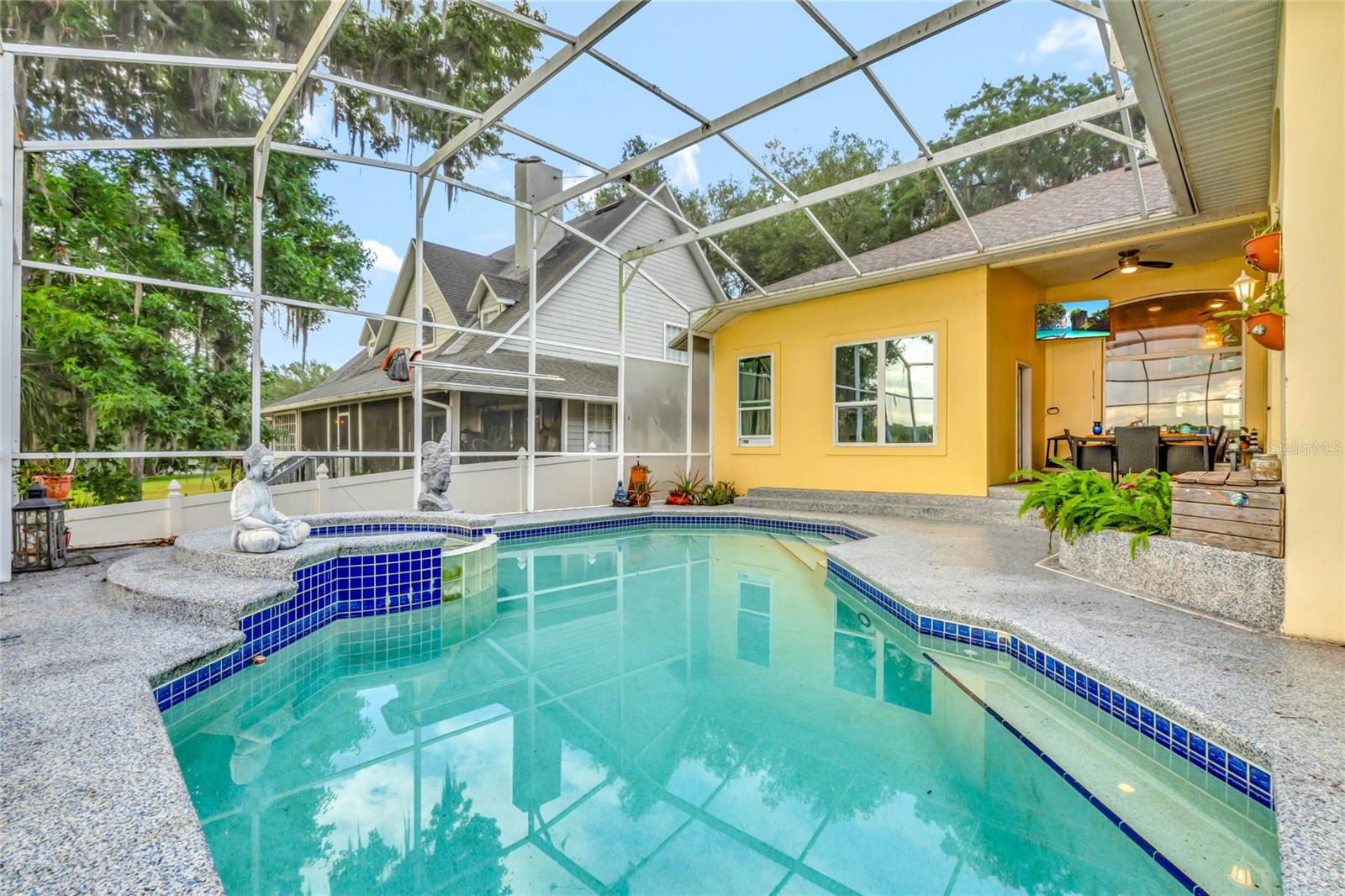 2506 JOHIO SHORES RD