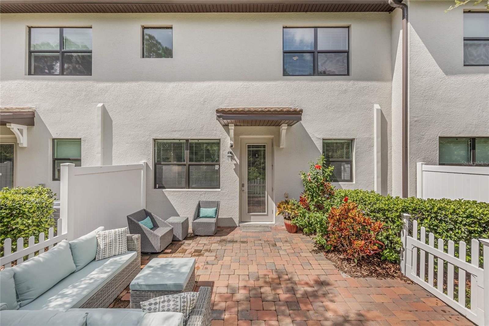 1223 PAYNE STEWART DR