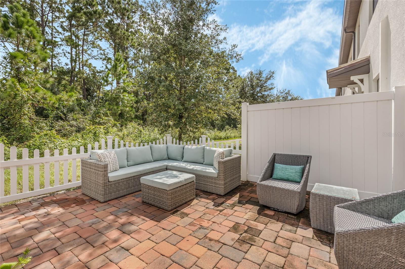 1223 PAYNE STEWART DR