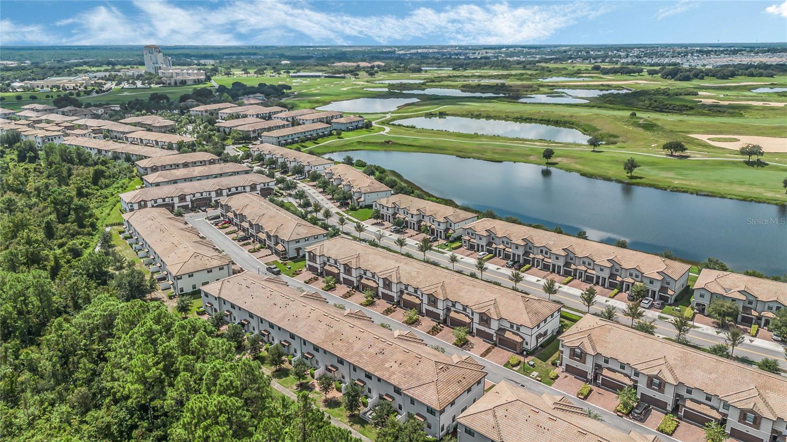 1223 PAYNE STEWART DR