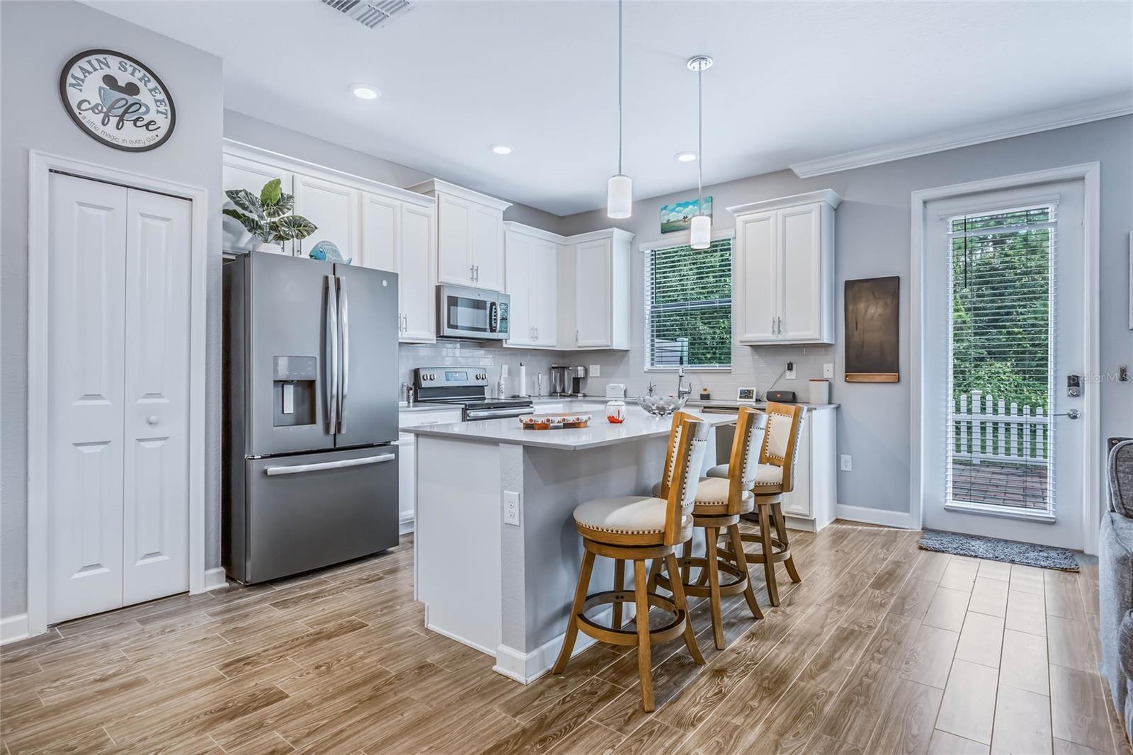 1223 PAYNE STEWART DR