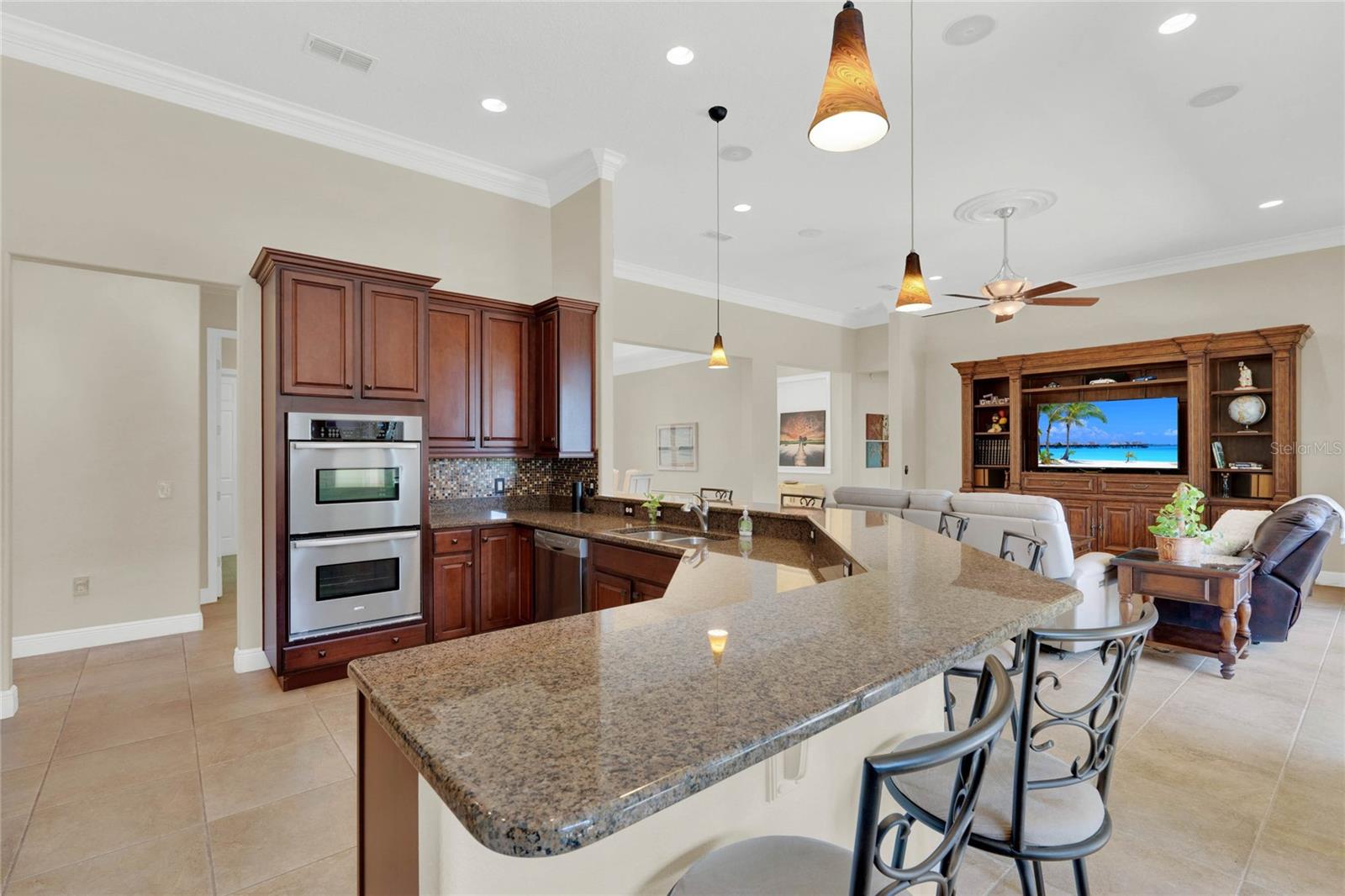 142 RANCHO MIRAGE DR