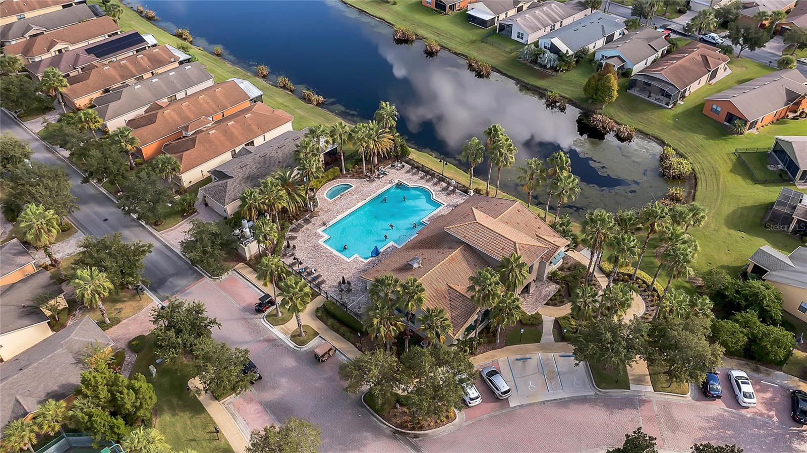 142 RANCHO MIRAGE DR