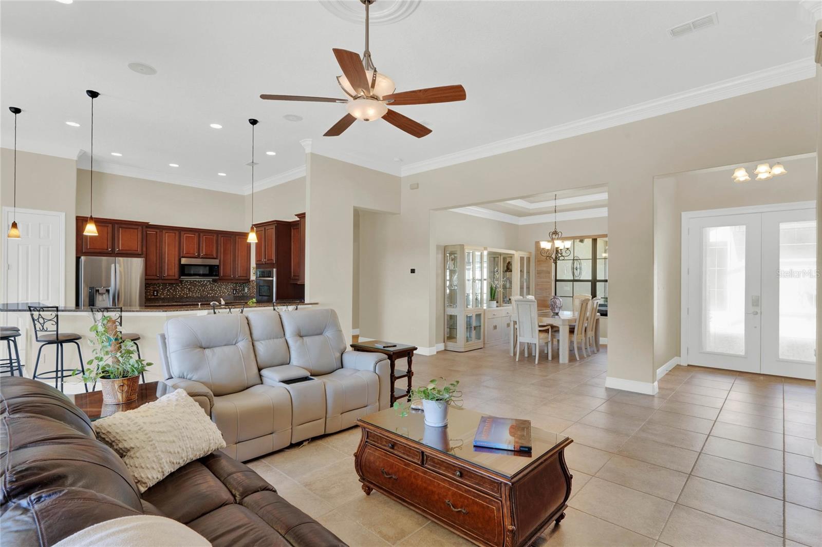 142 RANCHO MIRAGE DR