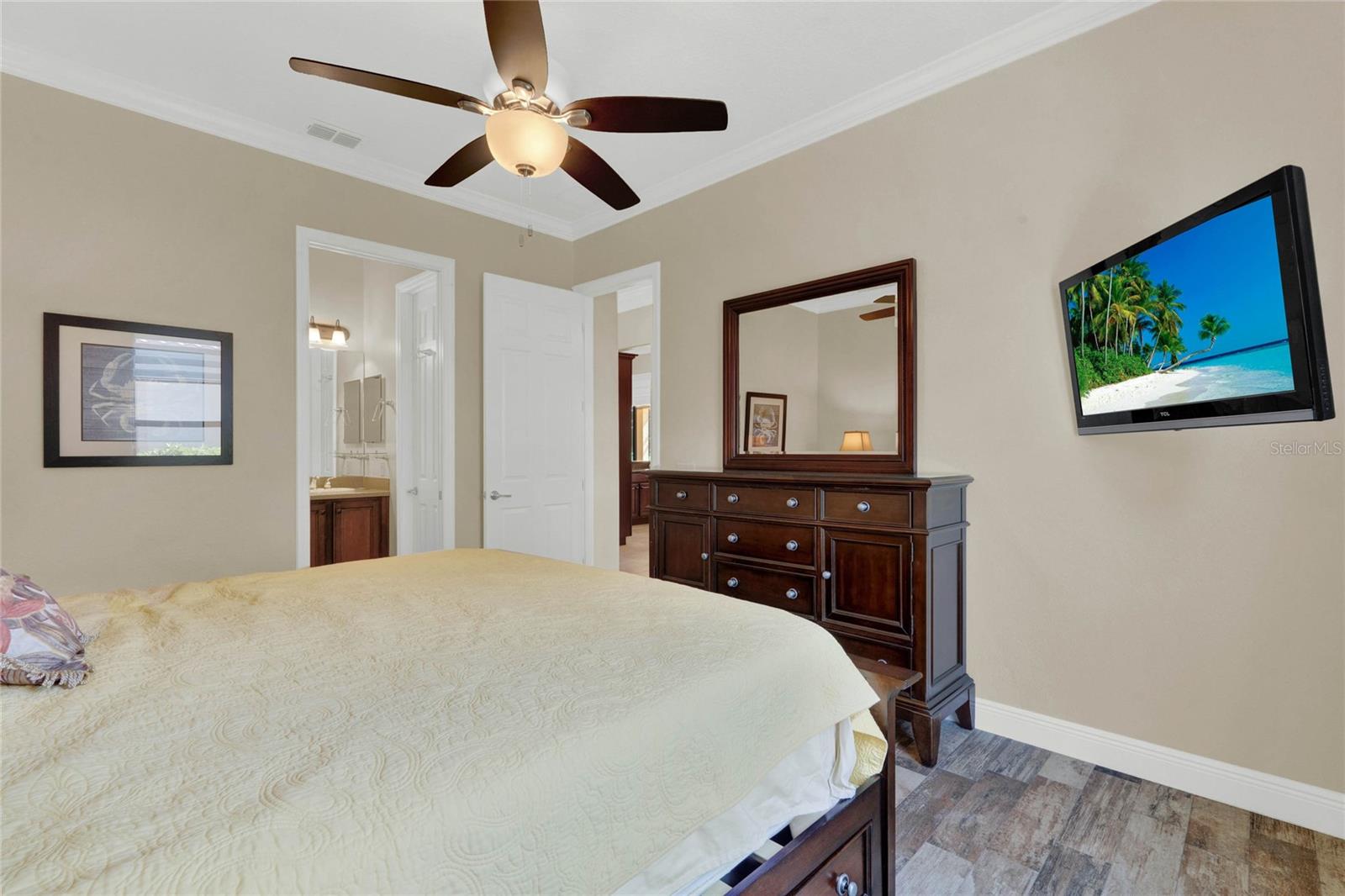 142 RANCHO MIRAGE DR